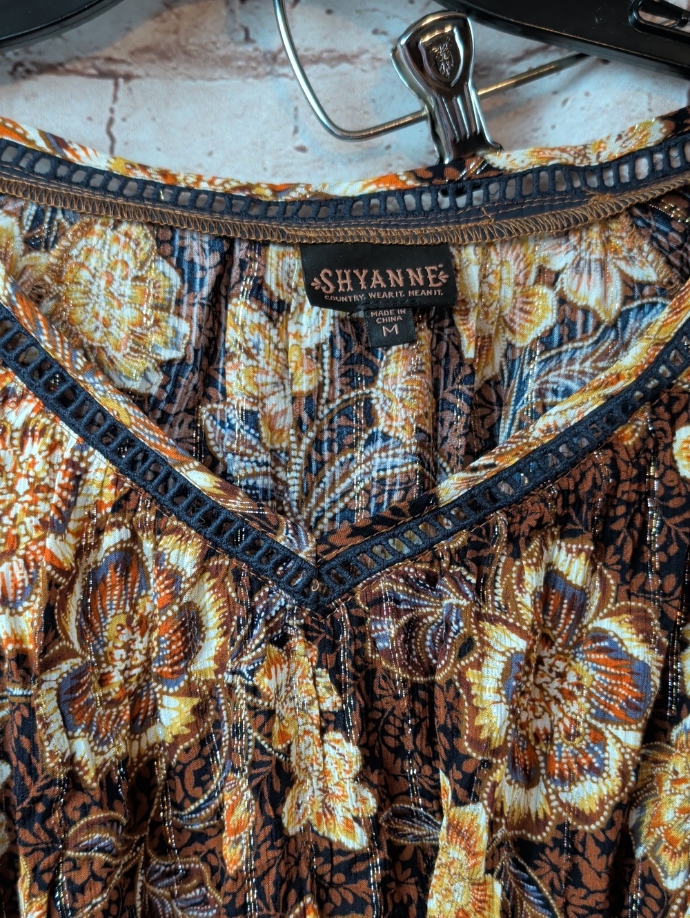 Shyanne Floral Peasant Blouse Brown and Gold Medium New Nwt - Picture 4 of 9
